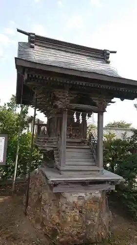 一瓶塚稲荷神社の末社