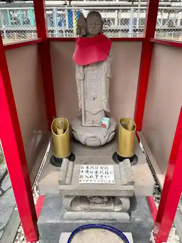 木更津駅東口無縁観音講の地蔵