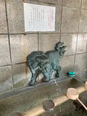 難波八阪神社の手水舎
