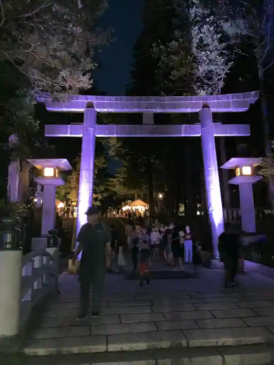 諏訪大社下社秋宮(長野県)