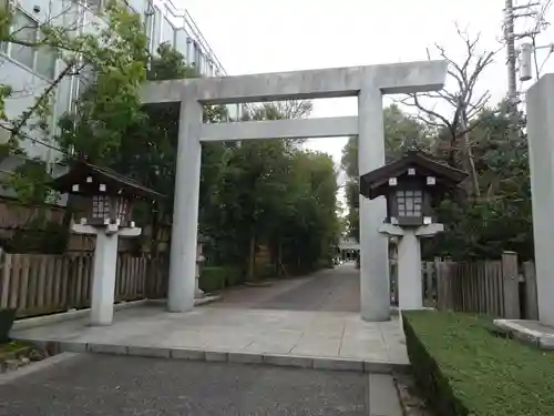 神明社の鳥居