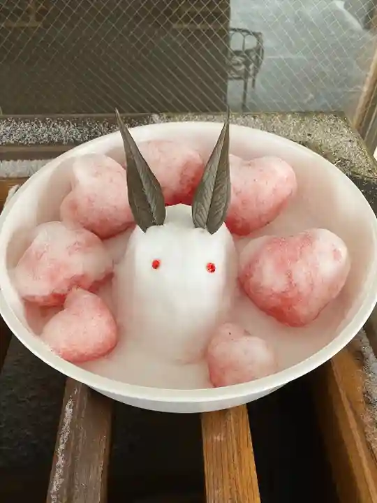 彌彦神社 (伊夜日子神社)の像