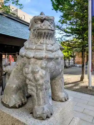 北海道神宮頓宮の狛犬