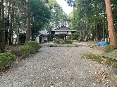 大寳神社の{uncategorized: "未分類", other: "その他", undefined: "問題あり", building: "その他建物", grave: "お墓", sacred_gate: "鳥居", guardian: "狛犬", statue: "像", buddha: "仏像", history: "歴史", nature: "自然", garden: "庭園", animal: "動物", pagoda: "塔", temizu: "手水舎", mountain_gate: "山門・神門", sanctuary: "本殿・本堂", subordinate: "末社・摂社", art: "芸術", scenery: "景色", jizo: "地蔵", ema: "絵馬", goshuin: "御朱印", omikuji: "おみくじ", items: "授与品その他", amulet: "お守り", goshuincho: "御朱印帳", eats: "食事", festival: "お祭り", votive_dance: "神楽", shichigosan: "七五三参", wedding: "結婚式", experience: "体験その他", initially: "初詣", around: "周辺", anti_infection: "感染症対策"}