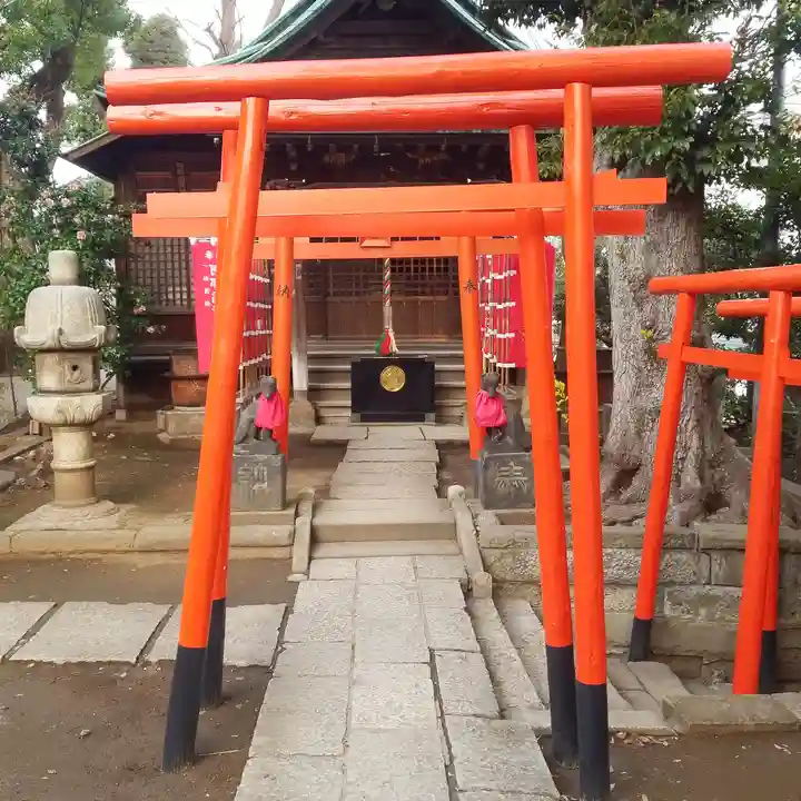 品川神社の鳥居