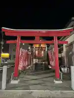 穴守稲荷神社の{uncategorized: "未分類", other: "その他", undefined: "問題あり", building: "その他建物", grave: "お墓", sacred_gate: "鳥居", guardian: "狛犬", statue: "像", buddha: "仏像", history: "歴史", nature: "自然", garden: "庭園", animal: "動物", pagoda: "塔", temizu: "手水舎", mountain_gate: "山門・神門", sanctuary: "本殿・本堂", subordinate: "末社・摂社", art: "芸術", scenery: "景色", jizo: "地蔵", ema: "絵馬", goshuin: "御朱印", omikuji: "おみくじ", items: "授与品その他", amulet: "お守り", goshuincho: "御朱印帳", eats: "食事", festival: "お祭り", votive_dance: "神楽", shichigosan: "七五三参", wedding: "結婚式", experience: "体験その他", initially: "初詣", around: "周辺", anti_infection: "感染症対策"}