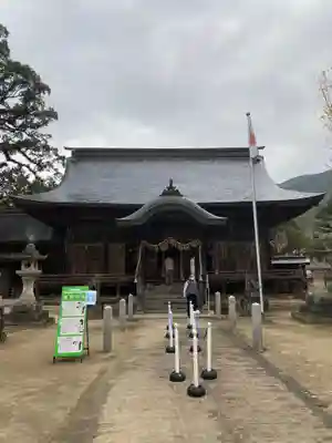 與止日女神社の本殿・本堂