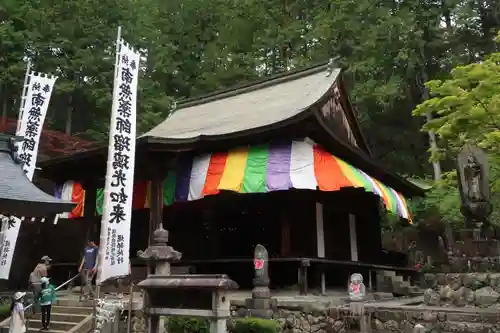 延算寺の本殿