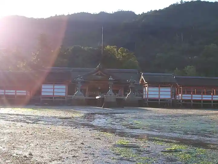 厳島神社(広島県)