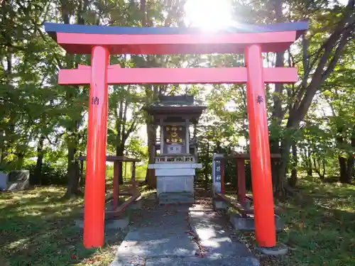 滝川神社の末社