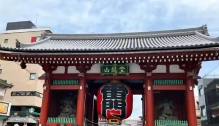 浅草寺の山門・神門