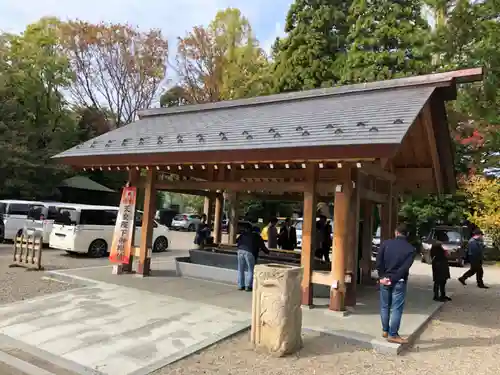 射水神社の手水