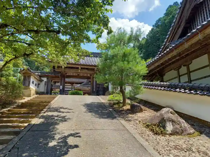 宗鏡寺の山門・神門