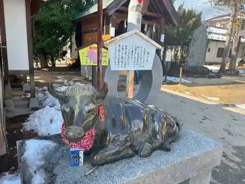 西根神社の{uncategorized: "未分類", other: "その他", undefined: "問題あり", building: "その他建物", grave: "お墓", sacred_gate: "鳥居", guardian: "狛犬", statue: "像", buddha: "仏像", history: "歴史", nature: "自然", garden: "庭園", animal: "動物", pagoda: "塔", temizu: "手水舎", mountain_gate: "山門・神門", sanctuary: "本殿・本堂", subordinate: "末社・摂社", art: "芸術", scenery: "景色", jizo: "地蔵", ema: "絵馬", goshuin: "御朱印", omikuji: "おみくじ", items: "授与品その他", amulet: "お守り", goshuincho: "御朱印帳", eats: "食事", festival: "お祭り", votive_dance: "神楽", shichigosan: "七五三参", wedding: "結婚式", experience: "体験その他", initially: "初詣", around: "周辺", anti_infection: "感染症対策"}