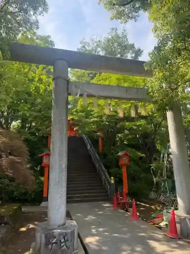 穴八幡宮の{uncategorized: "未分類", other: "その他", undefined: "問題あり", building: "その他建物", grave: "お墓", sacred_gate: "鳥居", guardian: "狛犬", statue: "像", buddha: "仏像", history: "歴史", nature: "自然", garden: "庭園", animal: "動物", pagoda: "塔", temizu: "手水舎", mountain_gate: "山門・神門", sanctuary: "本殿・本堂", subordinate: "末社・摂社", art: "芸術", scenery: "景色", jizo: "地蔵", ema: "絵馬", goshuin: "御朱印", omikuji: "おみくじ", items: "授与品その他", amulet: "お守り", goshuincho: "御朱印帳", eats: "食事", festival: "お祭り", votive_dance: "神楽", shichigosan: "七五三参", wedding: "結婚式", experience: "体験その他", initially: "初詣", around: "周辺", anti_infection: "感染症対策"}