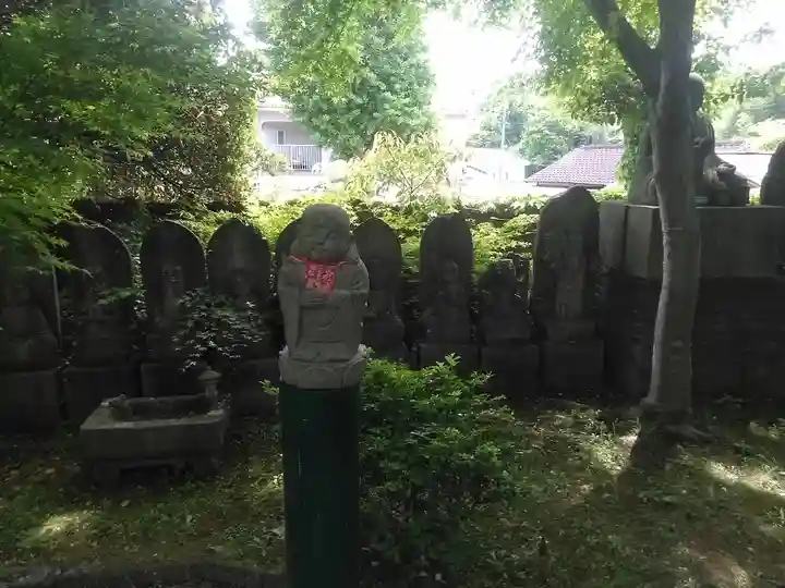 三井寺(平等寺)の地蔵