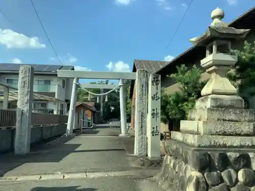 神明社の鳥居