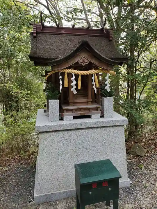 高御位神宮の末社・摂社