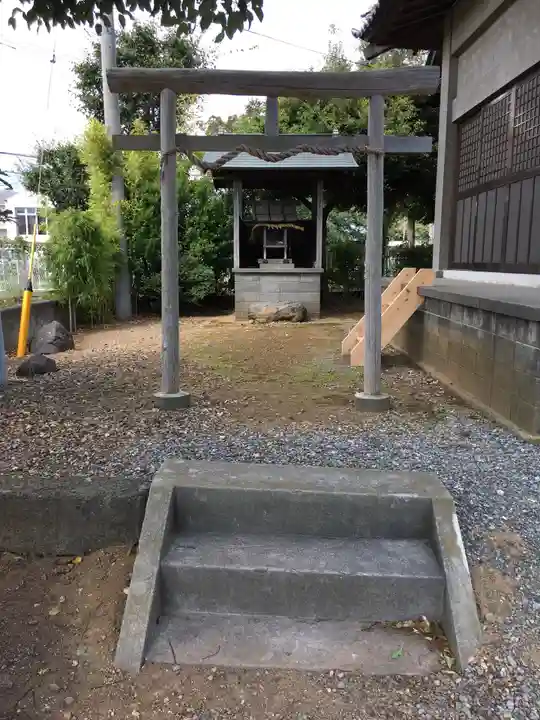 愛鷹神社の末社・摂社