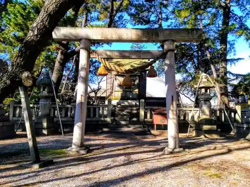 棚尾神社（八柱神社境外社）の鳥居
