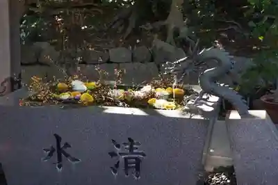 東海市熊野神社の手水舎