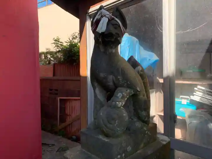 沖見稲荷社の狛犬