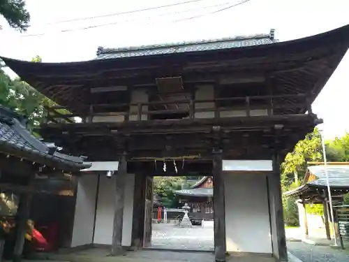 柏木神社の山門