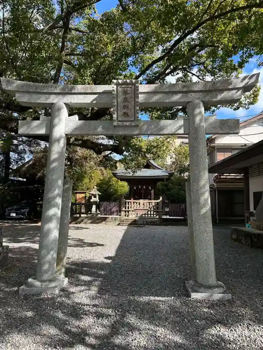 藤厳神社(闘鶏神社境内社)(和歌山県)