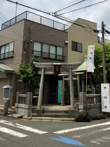 深川稲荷神社の鳥居