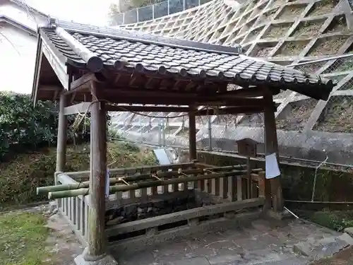 天満社（宮山天満社）の手水舎