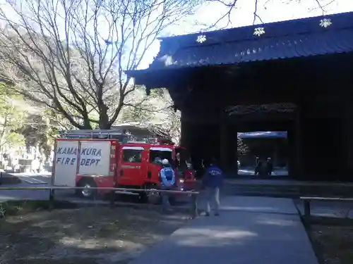 妙本寺の山門・神門