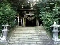 嶽宮神社の山門・神門