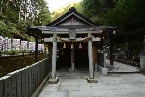 脳天大神龍王院(奈良県)