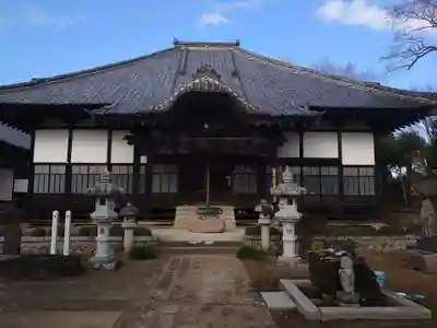 妙法寺(金色不動尊)の本殿・本堂