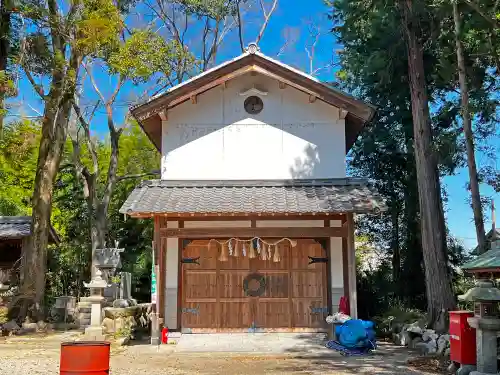 下新川神社の建物その他