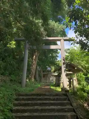 八幡神社の鳥居