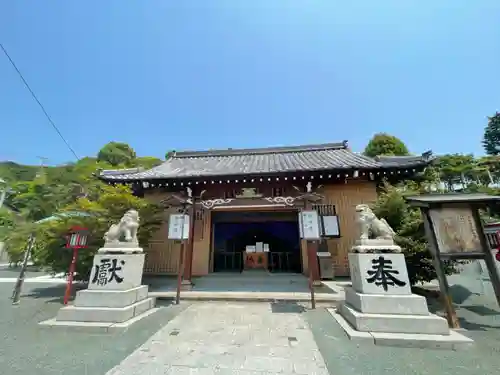 藤ノ木白山神社の本殿・本堂