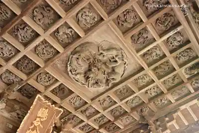 鶴谷八幡宮の芸術