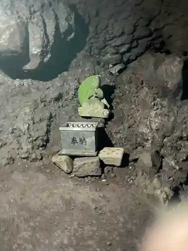 無戸室浅間神社(船津胎内神社)(山梨県)