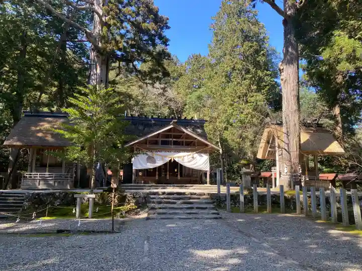 元伊勢内宮 皇大神社の{uncategorized: "未分類", other: "その他", undefined: "問題あり", building: "その他建物", grave: "お墓", sacred_gate: "鳥居", guardian: "狛犬", statue: "像", buddha: "仏像", history: "歴史", nature: "自然", garden: "庭園", animal: "動物", pagoda: "塔", temizu: "手水舎", mountain_gate: "山門・神門", sanctuary: "本殿・本堂", subordinate: "末社・摂社", art: "芸術", scenery: "景色", jizo: "地蔵", ema: "絵馬", goshuin: "御朱印", omikuji: "おみくじ", items: "授与品その他", amulet: "お守り", goshuincho: "御朱印帳", eats: "食事", festival: "お祭り", votive_dance: "神楽", shichigosan: "七五三参", wedding: "結婚式", experience: "体験その他", initially: "初詣", around: "周辺", anti_infection: "感染症対策"}