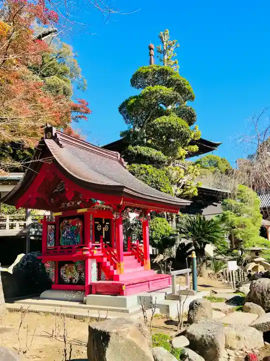 楽法寺(雨引観音)の{uncategorized: "未分類", other: "その他", undefined: "問題あり", building: "その他建物", grave: "お墓", sacred_gate: "鳥居", guardian: "狛犬", statue: "像", buddha: "仏像", history: "歴史", nature: "自然", garden: "庭園", animal: "動物", pagoda: "塔", temizu: "手水舎", mountain_gate: "山門・神門", sanctuary: "本殿・本堂", subordinate: "末社・摂社", art: "芸術", scenery: "景色", jizo: "地蔵", ema: "絵馬", goshuin: "御朱印", omikuji: "おみくじ", items: "授与品その他", amulet: "お守り", goshuincho: "御朱印帳", eats: "食事", festival: "お祭り", votive_dance: "神楽", shichigosan: "七五三参", wedding: "結婚式", experience: "体験その他", initially: "初詣", around: "周辺", anti_infection: "感染症対策"}