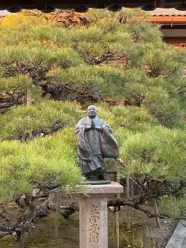 本昌寺の像