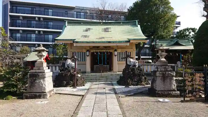 志茂熊野神社の本殿・本堂