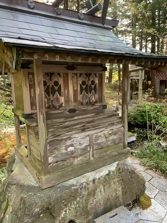 塩原八幡宮の末社・摂社