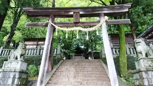 手長神社の鳥居