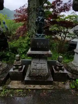 金剛山瑞峯寺(金剛不動尊) の仏像
