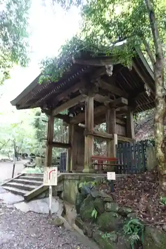 鞍馬寺の山門