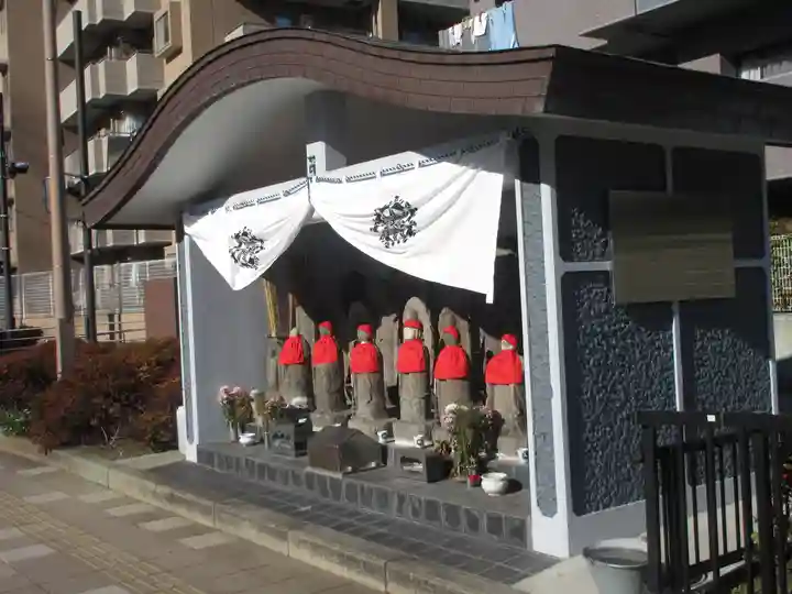 傍示堂石塔群の地蔵