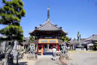 宝珠院の{uncategorized: "未分類", other: "その他", undefined: "問題あり", building: "その他建物", grave: "お墓", sacred_gate: "鳥居", guardian: "狛犬", statue: "像", buddha: "仏像", history: "歴史", nature: "自然", garden: "庭園", animal: "動物", pagoda: "塔", temizu: "手水舎", mountain_gate: "山門・神門", sanctuary: "本殿・本堂", subordinate: "末社・摂社", art: "芸術", scenery: "景色", jizo: "地蔵", ema: "絵馬", goshuin: "御朱印", omikuji: "おみくじ", items: "授与品その他", amulet: "お守り", goshuincho: "御朱印帳", eats: "食事", festival: "お祭り", votive_dance: "神楽", shichigosan: "七五三参", wedding: "結婚式", experience: "体験その他", initially: "初詣", around: "周辺", anti_infection: "感染症対策"}