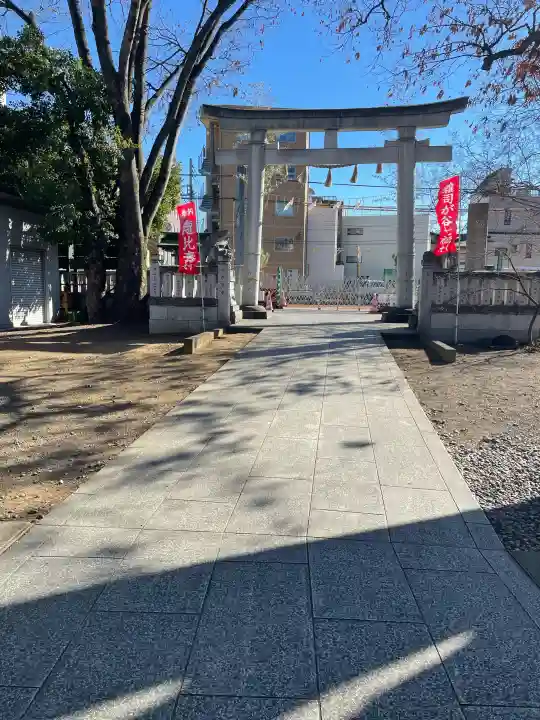 大鳥神社の{uncategorized: "未分類", other: "その他", undefined: "問題あり", building: "その他建物", grave: "お墓", sacred_gate: "鳥居", guardian: "狛犬", statue: "像", buddha: "仏像", history: "歴史", nature: "自然", garden: "庭園", animal: "動物", pagoda: "塔", temizu: "手水舎", mountain_gate: "山門・神門", sanctuary: "本殿・本堂", subordinate: "末社・摂社", art: "芸術", scenery: "景色", jizo: "地蔵", ema: "絵馬", goshuin: "御朱印", omikuji: "おみくじ", items: "授与品その他", amulet: "お守り", goshuincho: "御朱印帳", eats: "食事", festival: "お祭り", votive_dance: "神楽", shichigosan: "七五三参", wedding: "結婚式", experience: "体験その他", initially: "初詣", around: "周辺", anti_infection: "感染症対策"}